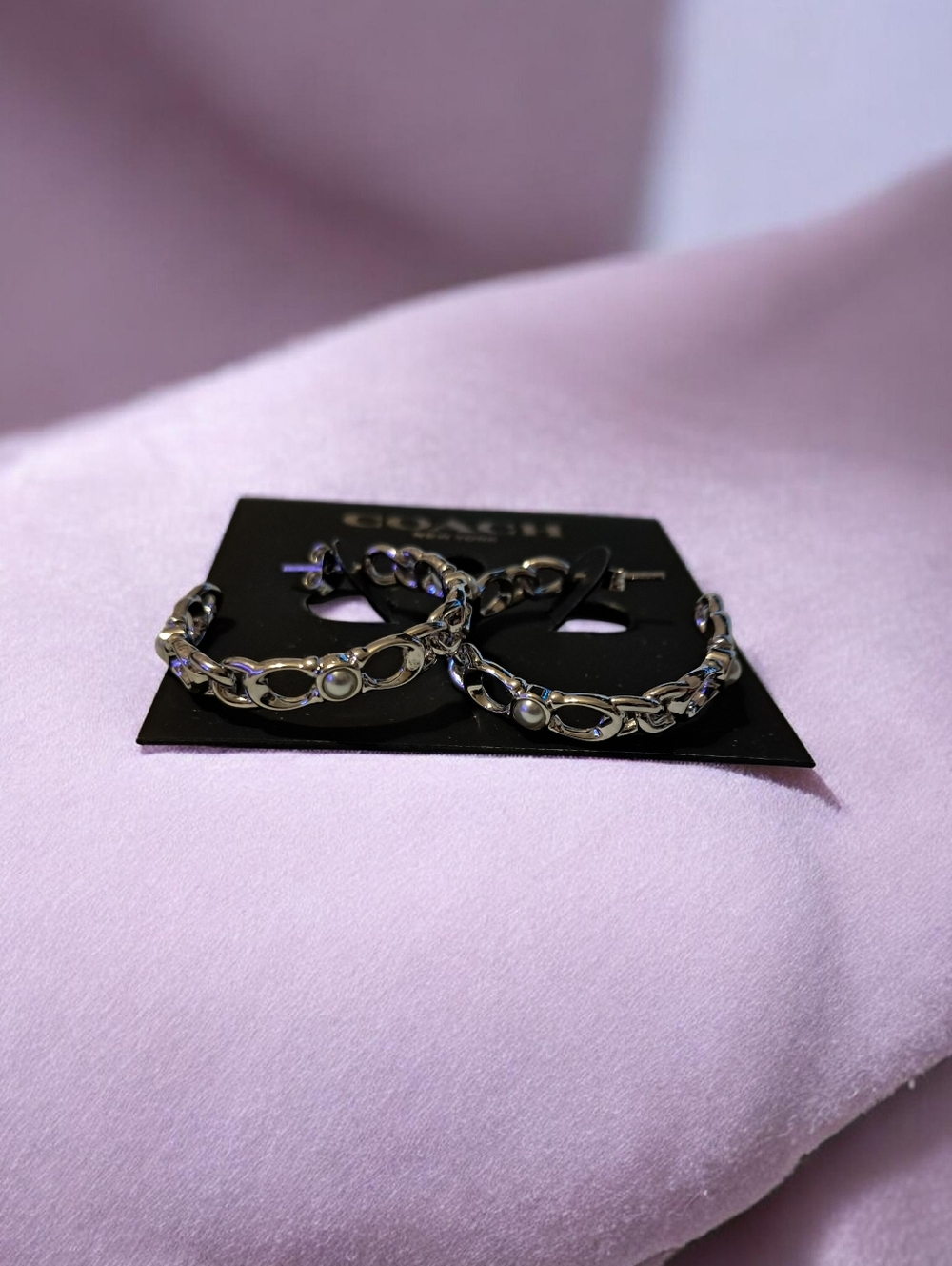 COACH Silver Signature C-link Twisted Hoop Earrings with Pearl Accents - Picture 2 of 4